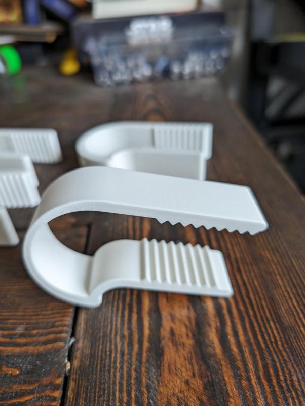 Picnic Table cloth holder