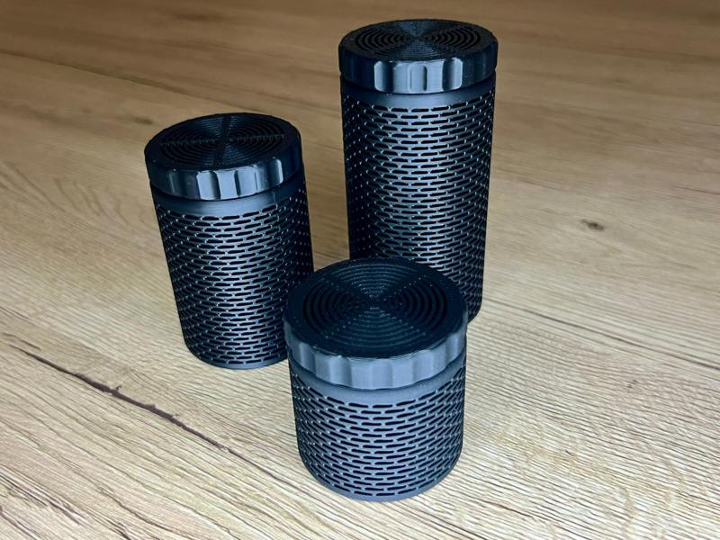 Silica gel spool containers