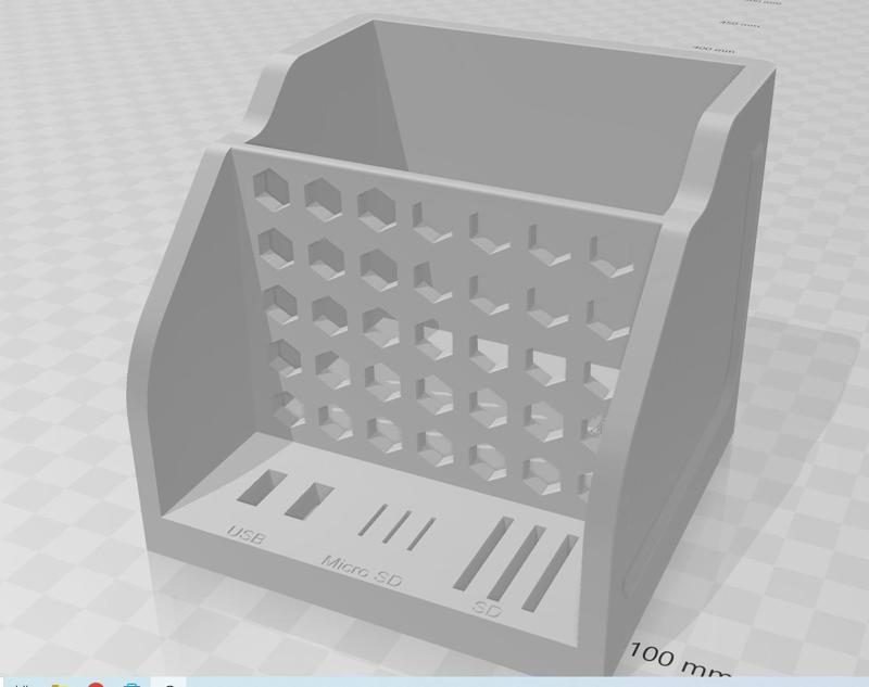 Stiftehalter (+USB, SD, Micro-SD)