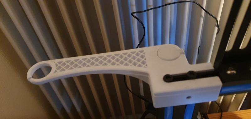 Ender 3 Filament Guide with build-in z-rod stabilisator