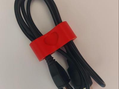 Love heart Cable Clip