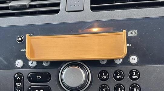 iPhone 13 mini car cd adapter