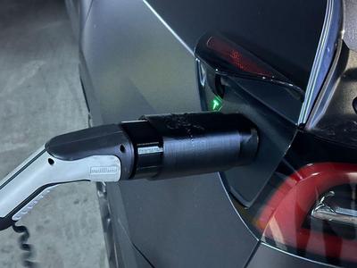 Type 2 to Type 1 to NACS Adapter Lock