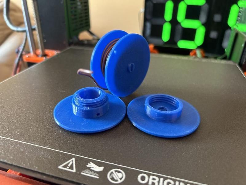 Threaded spool for Modular Wire Spool Holder