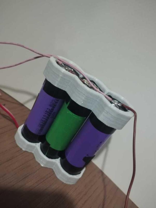 Battery 3-Pack Holder Lithium 3S