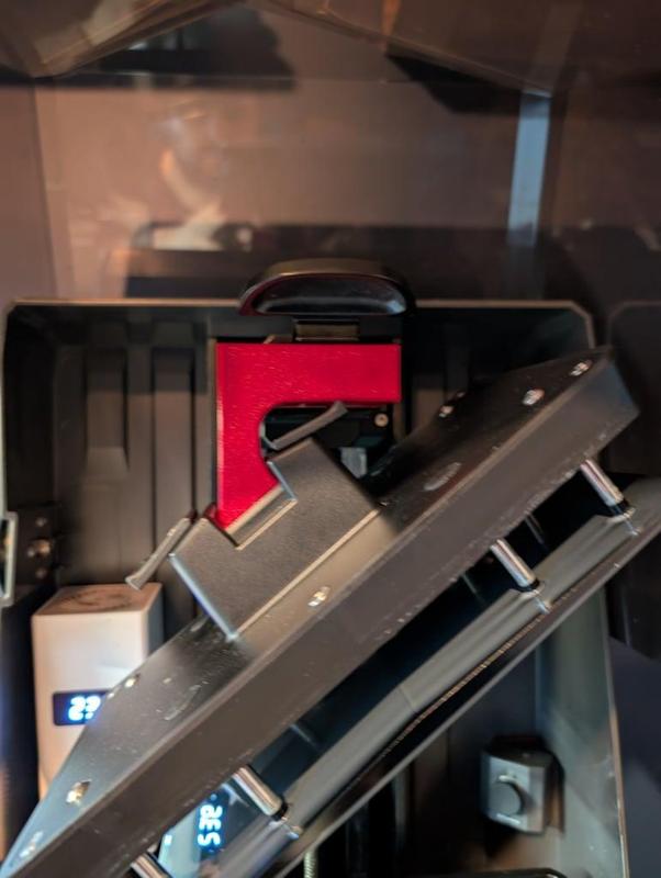 Elegoo Saturn 4/Ultra/16K bed drip mount