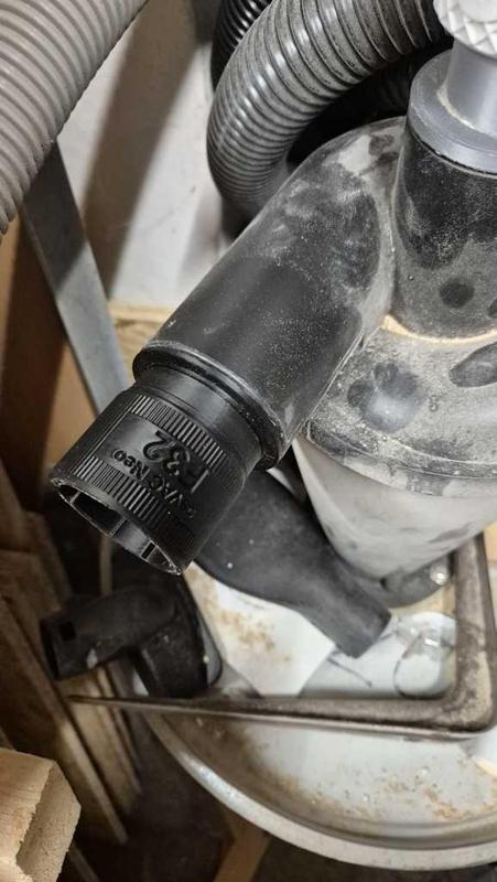 Dust Commander Anschluss F32 OsVac neo