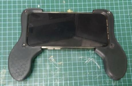 Iphone 15 Plus  Gaming Hendels