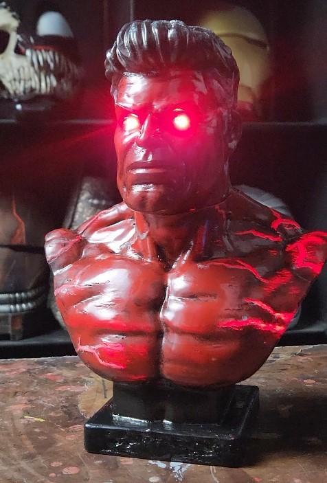 Red Hulk Bust