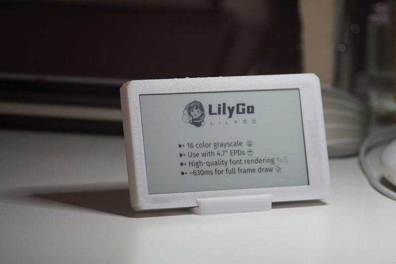 LilyGo 4.7 EPD case (+stand)