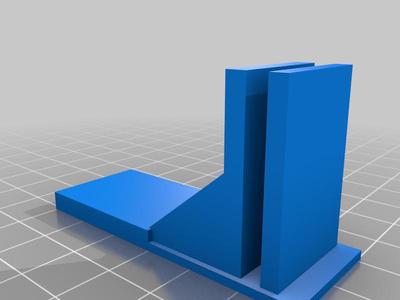 Trash can wall spacer