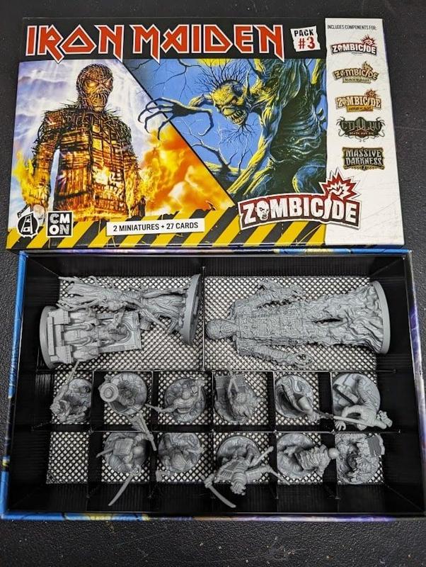 CMON Iron Maiden Eddie figure pack storage