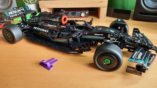 Lego Wall Mount - Mercedes AMG F1 W14 E Performance 42171 - HENGINEER 