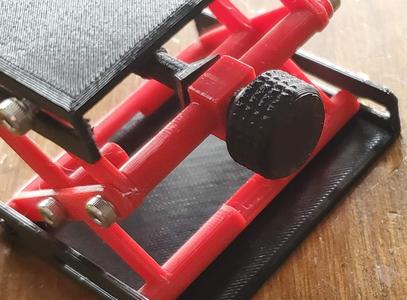 Tighter clearance knob for Platform Jack with bolts - step file included