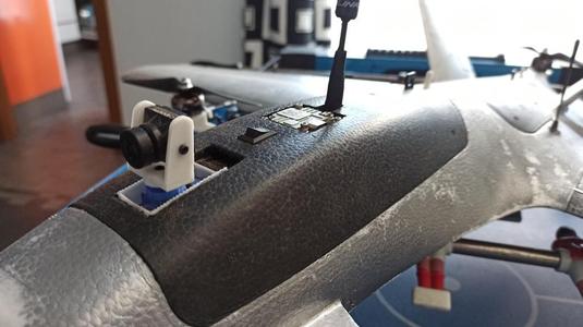 AtomRC Dolphin - pan servo, caddx and nebula pro support