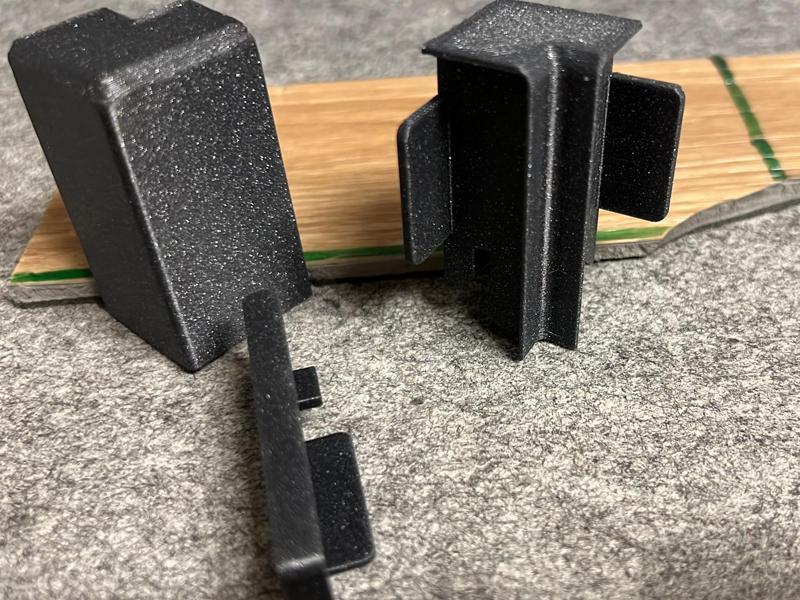 Corner Baseboard Clips 16x50mm Tilo Kaindl 