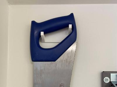 saw hanger