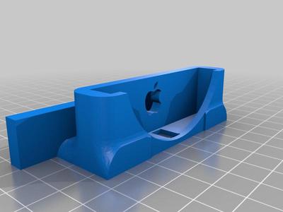 Iphone 13 mini charging stand