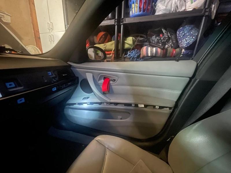 E90 Pull Strap Conversion
