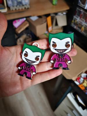Joker funko keychain & magnet