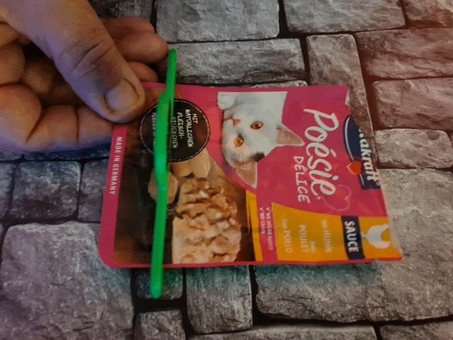 Cat & Dog - Food-Squeezer Paw-Edition 85g Packs / T-Handle