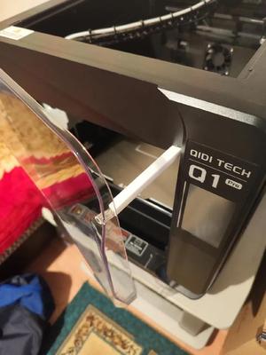 Qidi Q1 Pro door prop   