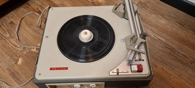 Unterlage Philips AG1125 Plattenspieler   