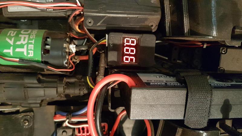 Axial SCX10 II Lipo volt meter holder