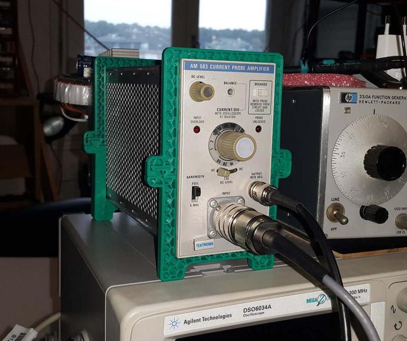 simple holder/feet for tektronix TM500 plugs