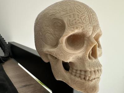 Skull with pattern