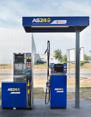 Service station 1/14