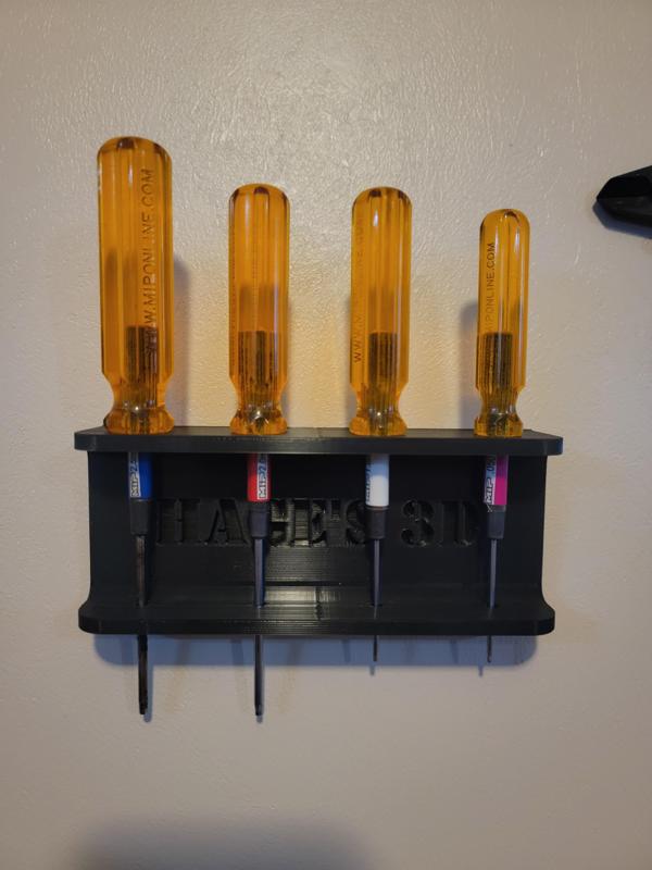 MIP wrench wall mount