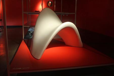 Creme Isole seating