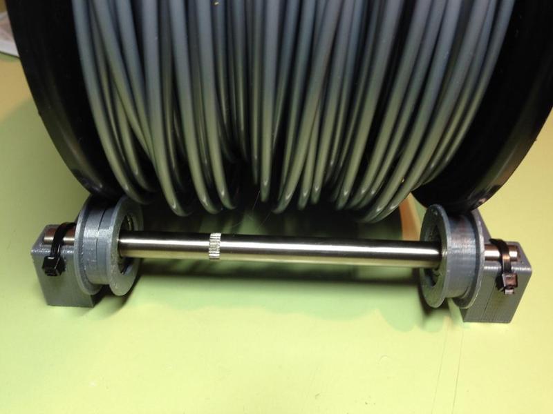 Soporte universal para filamento, con rodamientos 608ZZ