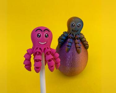 Articulated Knitted Baby Octopus: Pen Topper