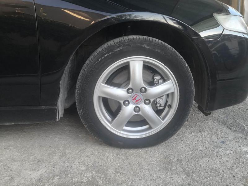 Accord  7 wheel center cap