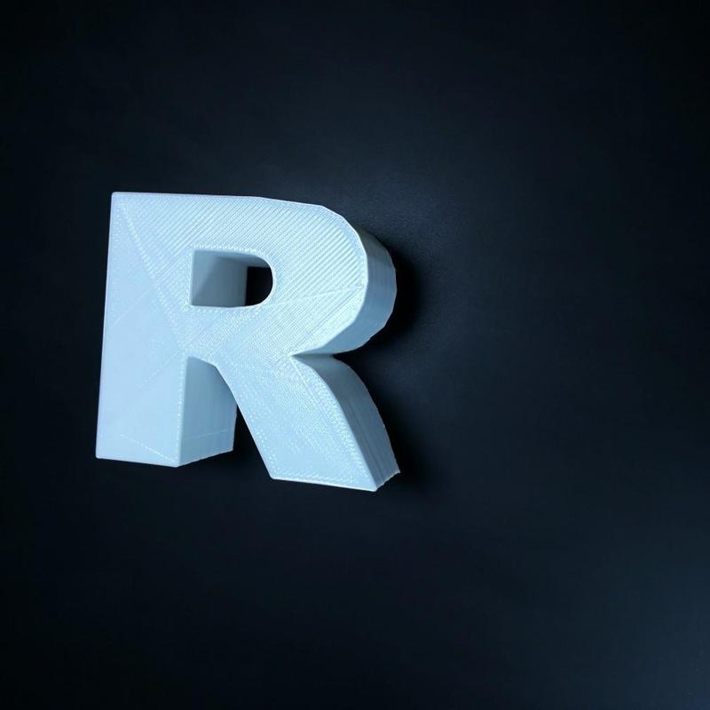 R badge sample