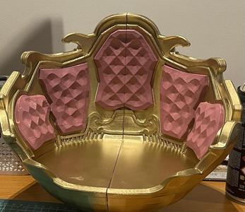 glinda's bubble throne