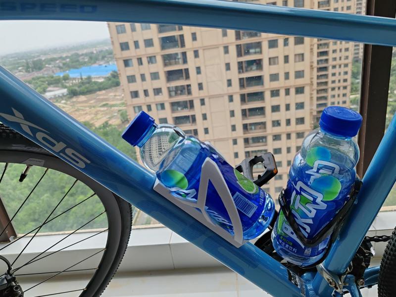 Universal Bicycle Water Bottle Holder