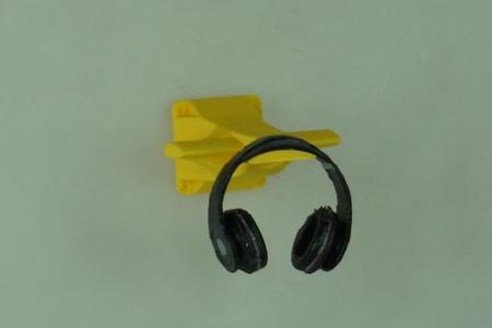 The Threeway (Headphone) Mount| Silverstone Competition | crjm