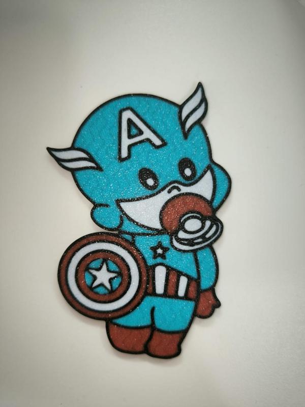 baby Capitan America magnet wall art