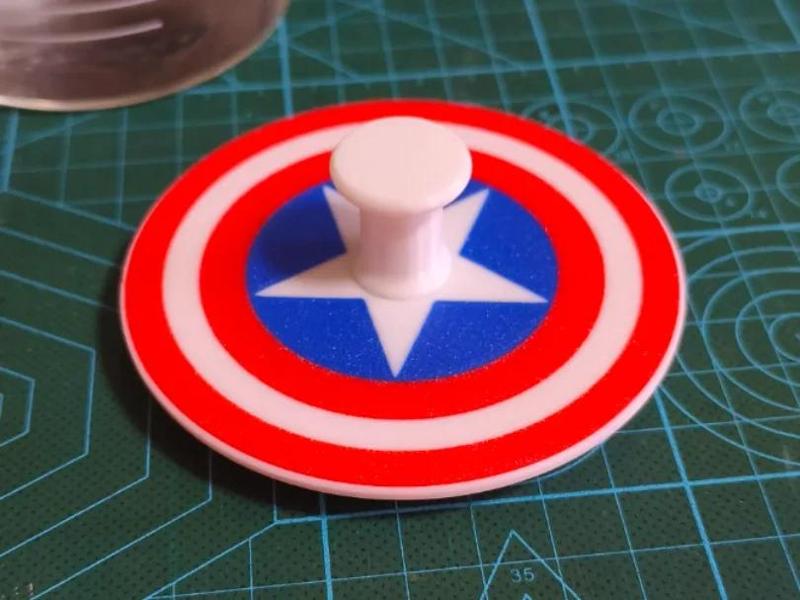 Captain America's Shield Cup Lid