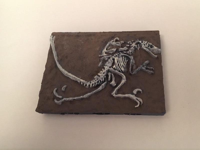 Velociraptor Miniature Fossil with Openlock