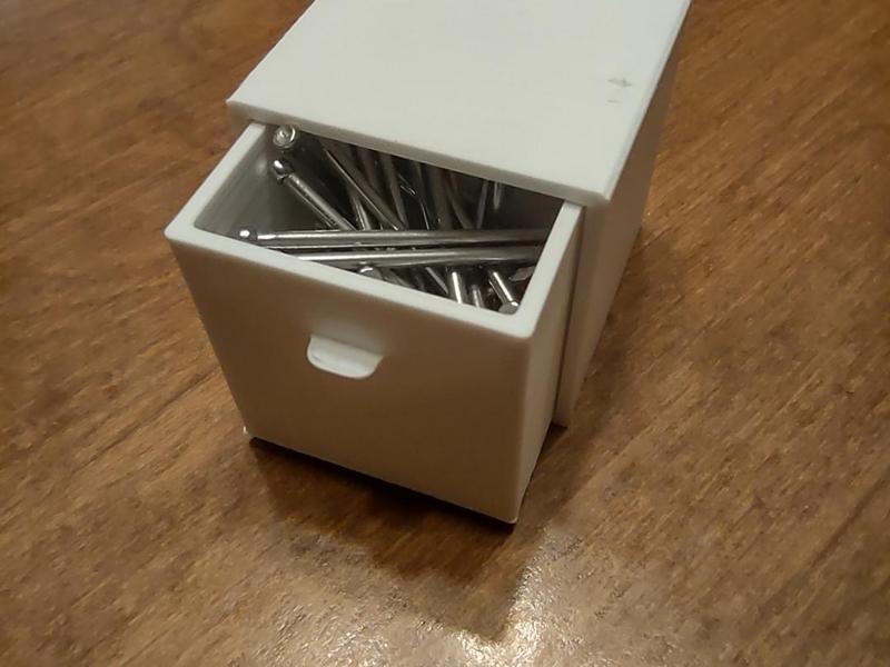 Storage drawer