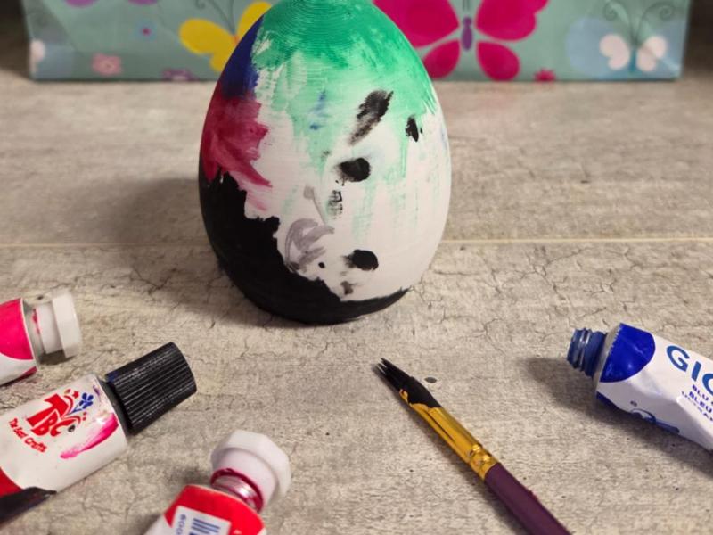 A Special Easter Egg to Decorate