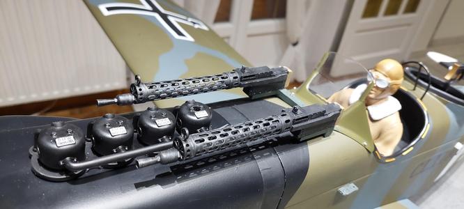 false engine (rocker arm cover)