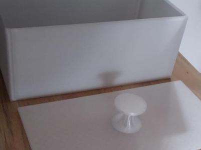Box with Lid (Cigarette Box)