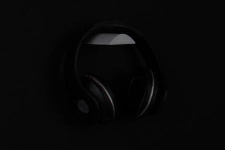 Minimalistic Wall Mounted Headphone Holder