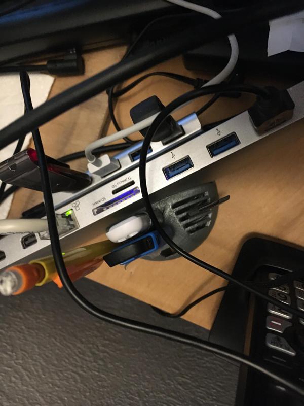 Stand for IOGEAR docking station and belkin USB hub