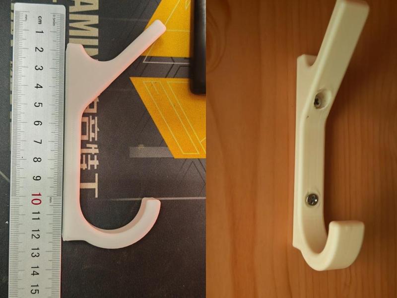 Double Hook Clothes Hanger